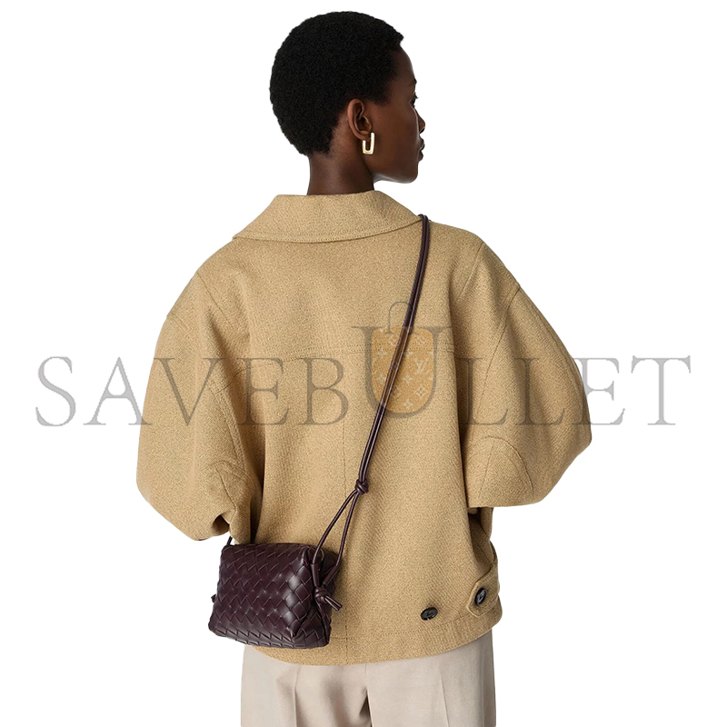 BOTTEGA VENETA MINI LOOP CAMERA BAG 723547 (17*10*6cm)